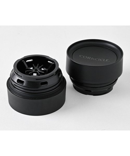 CORKCICLE（コークシクル）の「9oz/250ml COMMUTER CUP コミューターカップ 漏れない保温保冷タンブラー 360度全方向 プッシュ蓋式 CERAMIC SLATE/SNOWDRIFT/WALNUT [CORKCICLE/コークシクル]（グラス/マグカップ/タンブラー・メンズ・グレー/ブラウン/ホワイト系その他・ONE SIZE）」の12枚目の写真