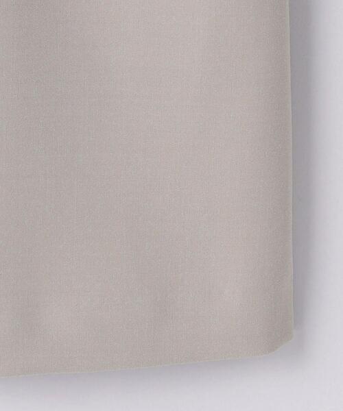 UNITED ARROWS(ユナイテッドアローズ)の「T/W Vネック ワンピース(ワンピース・レディース・ブラック/モカ・36/38)」の13枚目の写真