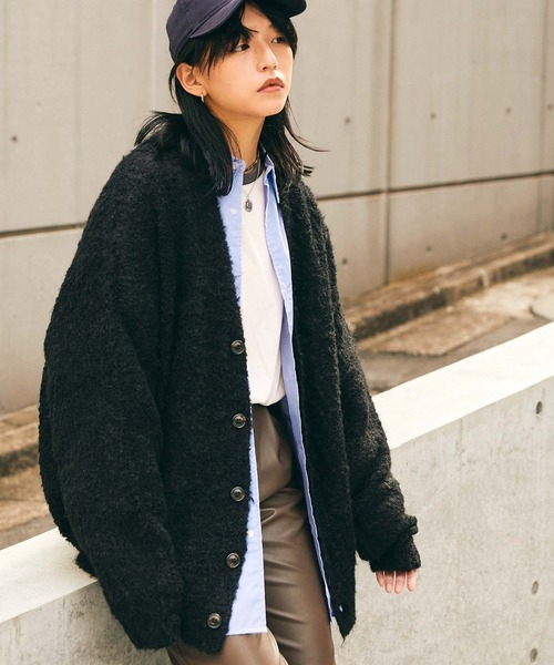 SPOC STORE（スポックストア）の「【SPOC STORE】ブークレニットオーバーサイズカーディガン（カーディガン/ボレロ・メンズ・パープル/ブラック/グリーン・M/L）」の18枚目の写真