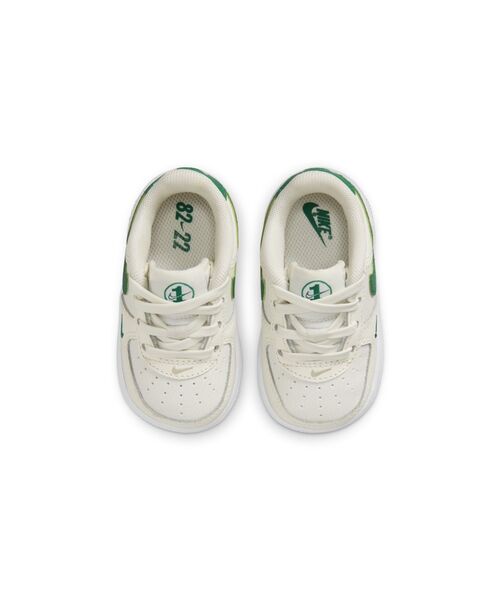 NIKE（ナイキ）の「ナイキ フォース 1 LOW SE ベビーシューズ / Nike Force 1 Low SE Baby/Toddler Shoes（スニーカー・キッズ・クリーム/ホワイト・8/14/16/9/13/10/12/15 /11）」の11枚目の写真