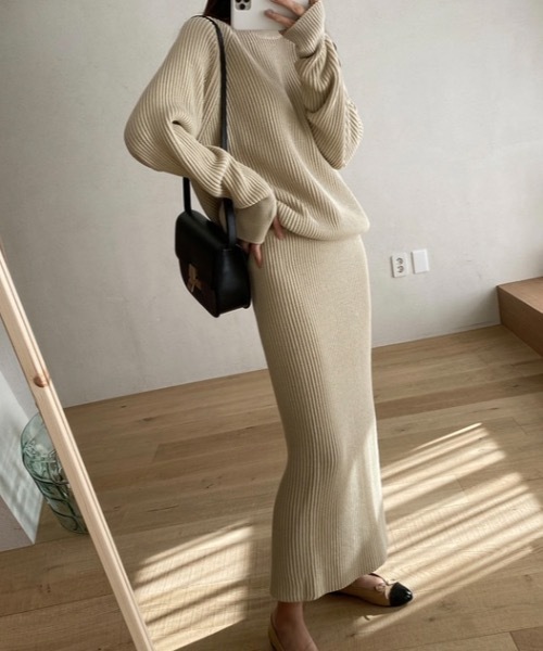 Didot.showroom（ディドット ショールーム）の「SET UP フィンガーホールリブニット（ニット/セーター・レディース・ブラック/ベージュ・FREE）」の4枚目の写真