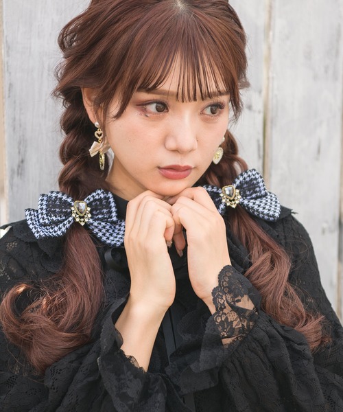 ROJITA(ロジータ)の「アンティーク調ハートビジュ付きリボンクリップSET(バレッタ/ヘアクリップ・レディース・アイボリー/マルチ/ブラック・FREE)」の3枚目の写真
