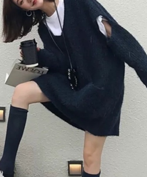 SEN TOKYO(セントーキョー)の「大人のカジュアルこなれ感。ルーズオープンスリーブVネックニット(ニット/セーター・レディース・ブラウン/ネイビー・FREE)」の17枚目の写真