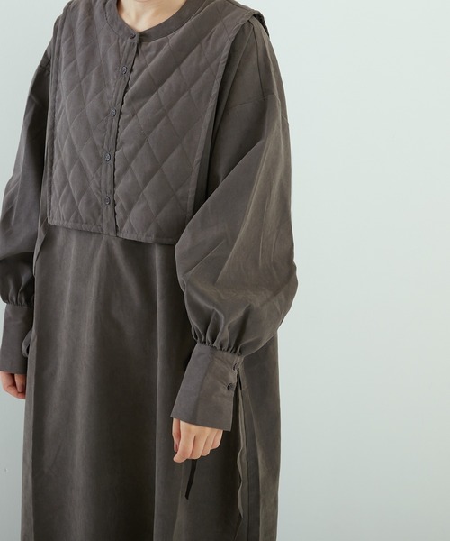 PAPAVER（パパヴェル）の「【papaver】キルティングレイヤード風OP（ワンピース・レディース・カーキ/スミクロ・MEDIUM）」の3枚目の写真