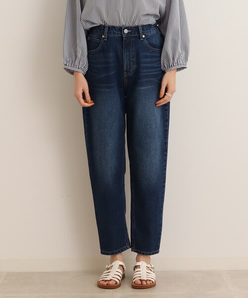 SHOO・LA・RUE（シューラルー）の「◆一本は揃えておくべき◎デニムテーパードパンツ（デニムパンツ・レディース・ライトブルー/ホワイト/ネイビー・10/05/03/04/01/02）」の4枚目の写真