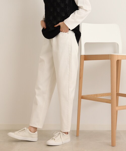 SHOO・LA・RUE（シューラルー）の「◆一本は揃えておくべき◎デニムテーパードパンツ（デニムパンツ・レディース・ライトブルー/ホワイト/ネイビー・10/05/03/04/01/02）」の11枚目の写真