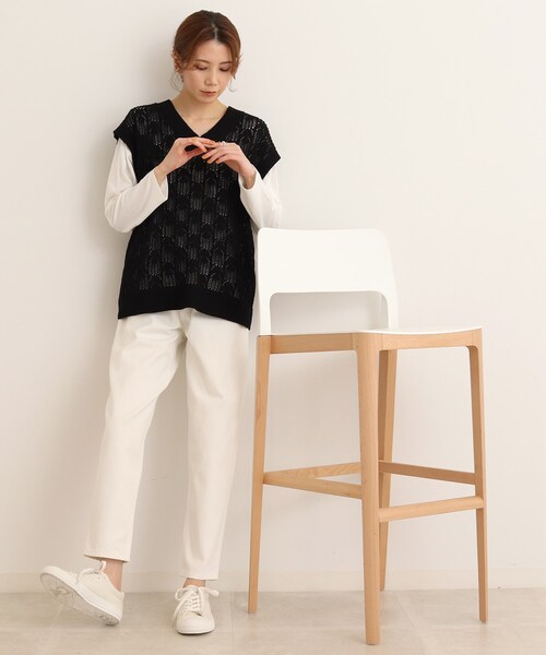 SHOO・LA・RUE（シューラルー）の「◆一本は揃えておくべき◎デニムテーパードパンツ（デニムパンツ・レディース・ライトブルー/ホワイト/ネイビー・10/05/03/04/01/02）」の14枚目の写真