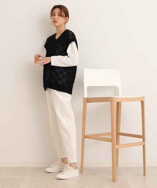 SHOO・LA・RUE（シューラルー）の「◆一本は揃えておくべき◎デニムテーパードパンツ（デニムパンツ・レディース・ライトブルー/ホワイト/ネイビー・10/05/03/04/01/02）」の15枚目の写真