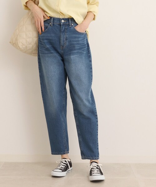 SHOO・LA・RUE（シューラルー）の「◆一本は揃えておくべき◎デニムテーパードパンツ（デニムパンツ・レディース・ライトブルー/ホワイト/ネイビー・10/05/03/04/01/02）」の18枚目の写真