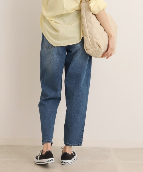 SHOO・LA・RUE（シューラルー）の「◆一本は揃えておくべき◎デニムテーパードパンツ（デニムパンツ・レディース・ライトブルー/ホワイト/ネイビー・10/05/03/04/01/02）」の19枚目の写真