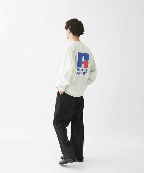 Russell Athletic(ラッセルアスレティック)の「【RUSSELL ATHLETIC / ラッセル アスレティック】別注 ロゴ スウェット(スウェット・メンズ・ライトグレー/オレンジ/アイボリー・MEDIUM/LARGE)」の7枚目の写真
