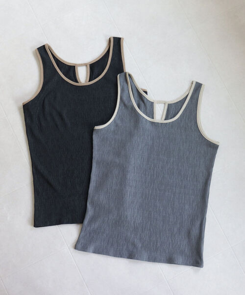 fredy emue（フレディエミュ）の「カット楊柳2wayタンクトップ（タンクトップ・レディース・ブラック/アイボリー/チャコールグレー/ブルー・38）」の3枚目の写真