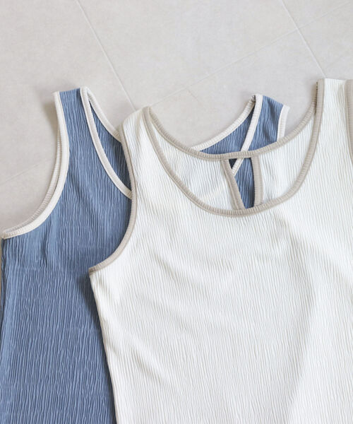 fredy emue（フレディエミュ）の「カット楊柳2wayタンクトップ（タンクトップ・レディース・ブラック/アイボリー/チャコールグレー/ブルー・38）」の12枚目の写真