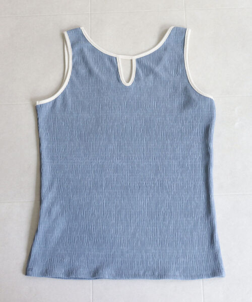 fredy emue（フレディエミュ）の「カット楊柳2wayタンクトップ（タンクトップ・レディース・ブラック/アイボリー/チャコールグレー/ブルー・38）」の20枚目の写真