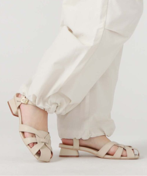 archives（アルシーヴ）の「ヒールグルカサンダル（サンダル・レディース・アイボリー/グリーン/ブラック・SMALL/MEDIUM）」の2枚目の写真