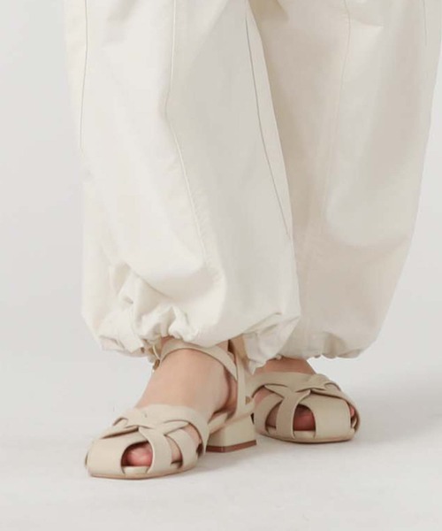 archives（アルシーヴ）の「ヒールグルカサンダル（サンダル・レディース・アイボリー/グリーン/ブラック・SMALL/MEDIUM）」の7枚目の写真