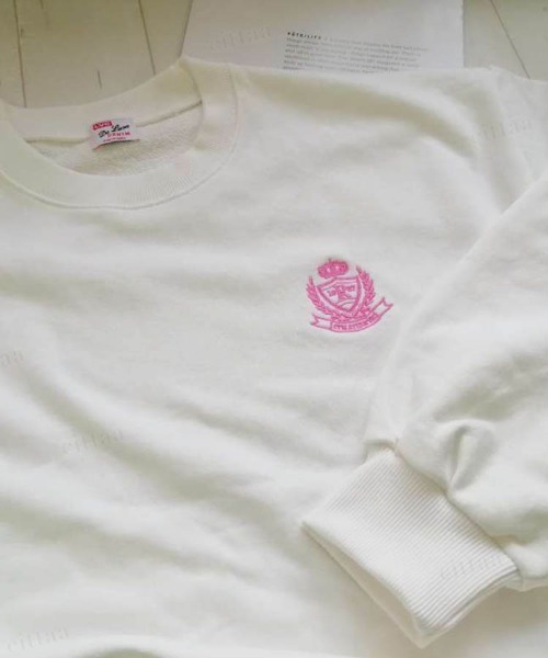 Dalfwin（ダールフィン）の「シャーベットカラーリーフ刺繍ロゴスウェット（スウェット・レディース・ピンク/ブルー/イエロー/アイボリー・FREE）」の7枚目の写真