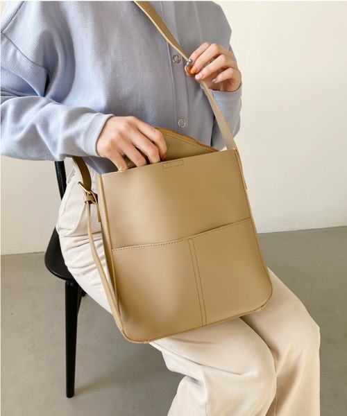 thank U more（サンキューモア）の「フェイクレザー バケツ型 万能