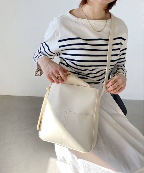 thank U more（サンキューモア）の「フェイクレザー バケツ型