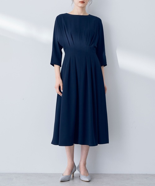 YECCA VECCA（イェッカヴェッカ）の「タックデザインドレス（ドレス・レディース・ネイビー/ミント/ライトベージュ・FREE）」の3枚目の写真