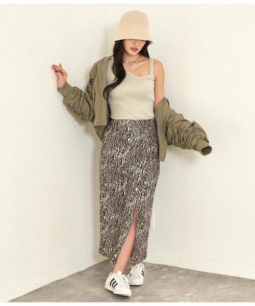 ANAP（アナップ）の「アシンメトリーノースリーブトップスカットソー（タンクトップ・レディース・イエロー×グリーン/アイボリー/ブラック・FREE）」の5枚目の写真