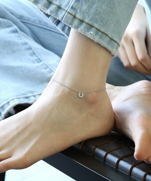 colleca la（コレカラ）の「ストーン付き ホースシューアンクレット（アンクレット・レディース・ゴールド/シルバー・FREE）」の3枚目の写真