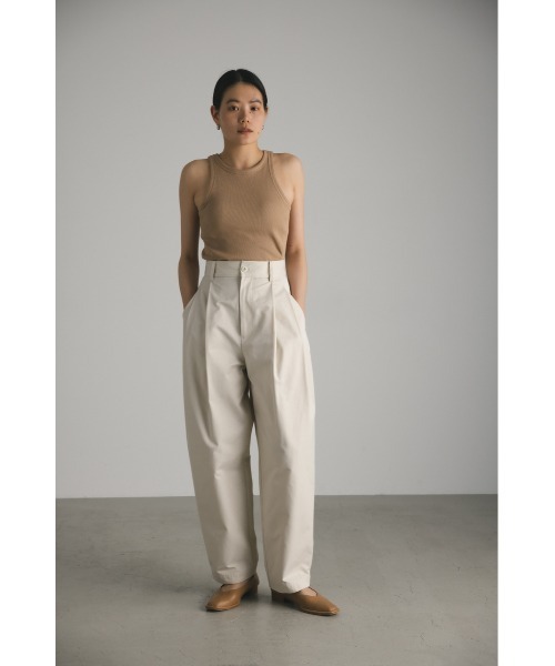 STYLEMIXER(スタイルミキサー)の「フォルムコットンパンツ(その他パンツ・レディース・アイボリー/グレー・SMALL/MEDIUM)」の4枚目の写真