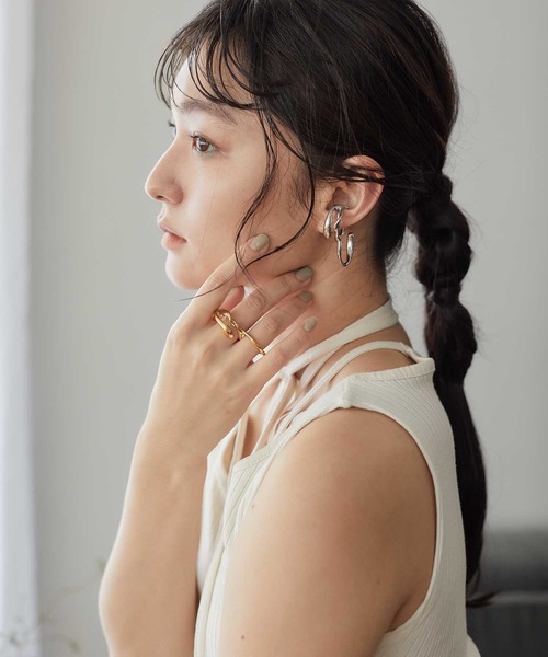 PUBLIC TOKYO（パブリックトウキョウ）の「【2way】サージカルステンレス2WAYニュアンスフィンガーリング/イヤーカフ（リング・レディース・ゴールド/シルバー・FREE）」の19枚目の写真