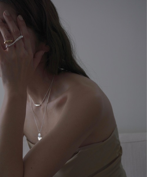 Lynn.（リン）の「W finger ring（リング・レディース・シルバー×ゴールド・FREE）」の3枚目の写真