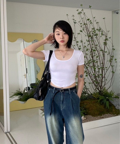 by muni:r(バイ ムニール)の「デイリークロップド半袖Tシャツ(Tシャツ/カットソー・レディース・ネイビー/ピンク/ホワイト/ブラック/ブルー・FREE)」の9枚目の写真