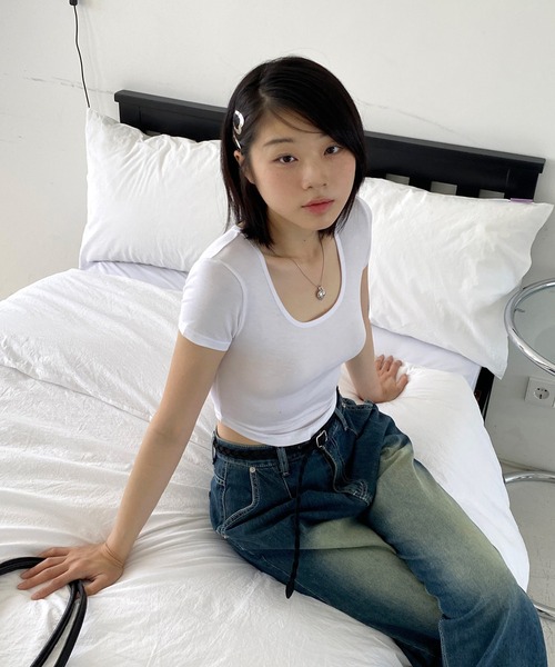 by muni:r(バイ ムニール)の「デイリークロップド半袖Tシャツ(Tシャツ/カットソー・レディース・ネイビー/ピンク/ホワイト/ブラック/ブルー・FREE)」の14枚目の写真