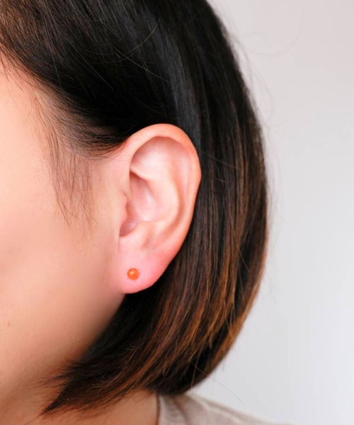CERCA(チェルカ)の「SARINOHANA/天然石小粒一粒スタッドピアス/14KGF(ピアス(両耳用)・レディース・ピンク/パープル/ブラウン/B/A/C/D・FREE)」の6枚目の写真