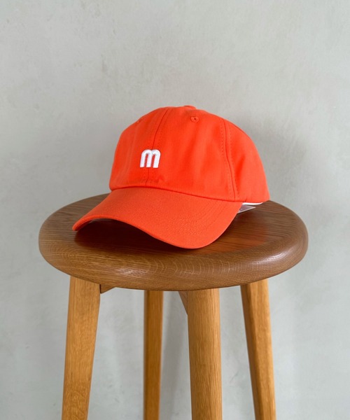 CLEA(クレア)の「【全5色】m字フロント刺繍キャップ(キャップ・レディース・ブルー/アイボリー/ブラック/オレンジ/イエロー・FREE)」の5枚目の写真