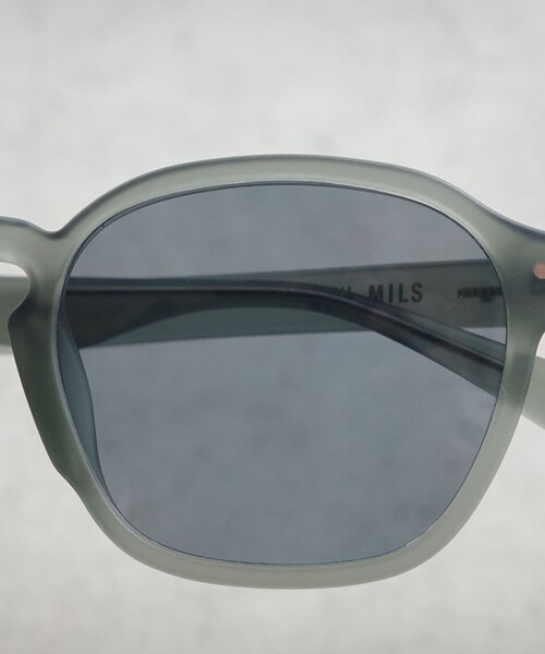 BEAUTY&YOUTH UNITED ARROWS(ビューティーアンドユースユナイテッドアローズ)の「<OWL MILS> Frigg BL-003/アイウェア(メガネ・メンズ・グレー/ブラック・FREE)」の8枚目の写真