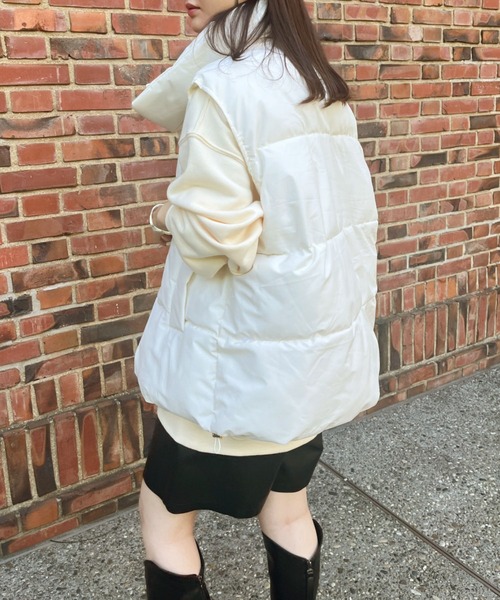 CLEA（クレア）の「スタンドカラーフェイクダウン/中綿オーバーサイズベスト（ダウンベスト・レディース・アイボリー/ブラック/ピンク・L/M/S）」の13枚目の写真