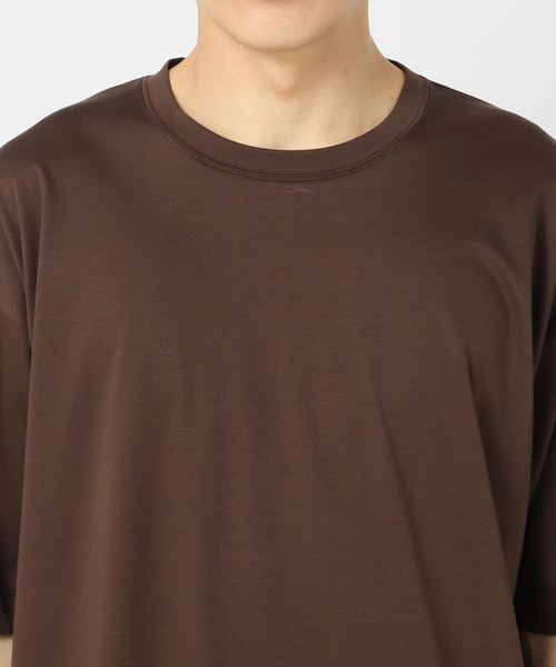 EDIFICE(エディフィス)の「《追加販売》アルビニスタ スムース クルーネック Tシャツ(Tシャツ/カットソー・メンズ・ブラウン/ライトグレー/ブラック/ブルー系その他/ホワイト・SMALL/LARGE/MEDIUM)」の9枚目の写真