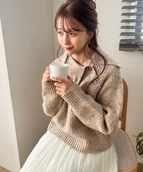 LOWRYS FARM（ローリーズファーム）の「アシメカタボタンネップＬＳ  968918（ニット/セーター・レディース・ベージュ/グレー/オレンジ/アイボリー・FREE）」の16枚目の写真