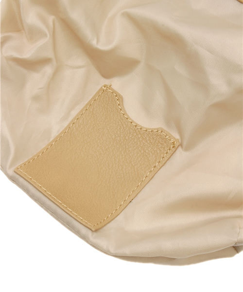 DISCOAT(ディスコート)の「【Discoat】バンブータッセル巾着2wayrリュック(バックパック/リュック・レディース・ベージュ/オフホワイト/ブラック・フリ-)」の11枚目の写真