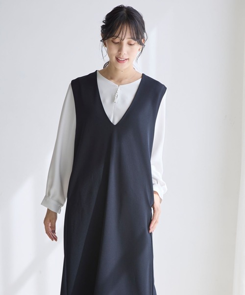 GLOBAL WORK(グローバルワーク)の「スゴラクストレッチVネックジャンスカ/970903(ジャンパースカート・レディース・ブラック/ライトベージュ/ネイビー・MEDIUM/LARGE)」の12枚目の写真