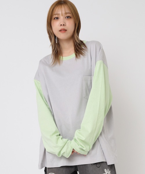 RNA（アールエヌエー）の「M2202 ＲＮＡカラーコンビＢＩＧロンＴ（Tシャツ/カットソー・レディース・グレー/ホワイト×ネイビー/ピンク/スミクロ/ブラウン/ライトブルー・MEDIUM）」の4枚目の写真