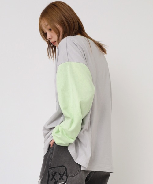 RNA（アールエヌエー）の「M2202 ＲＮＡカラーコンビＢＩＧロンＴ（Tシャツ/カットソー・レディース・グレー/ホワイト×ネイビー/ピンク/スミクロ/ブラウン/ライトブルー・MEDIUM）」の10枚目の写真