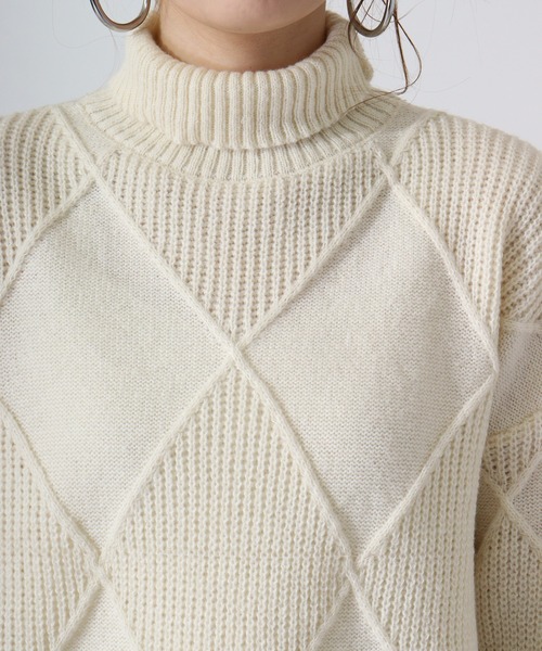 A.N.L(エーエヌエル レーベル)の「A.N.L 格子柄ハイネックニット(ニット/セーター・レディース・アイボリー/エメラルド/ブラック/ベージュ/イエロー・38)」の6枚目の写真