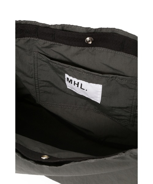 MHL.（エムエイチエル）の「COMPACT NYLON（ショルダーバッグ