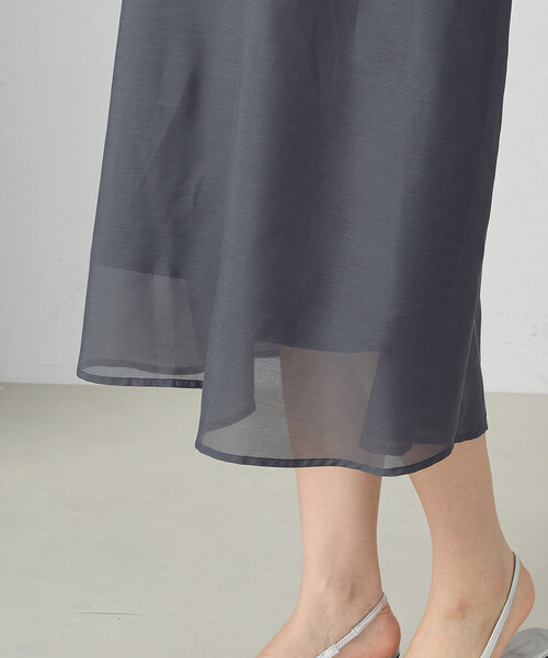 COMME CA ISM（コムサイズム）の「シアー ワンピース（ワンピース・レディース・ライトグレー/チャコール・FREE）」の11枚目の写真