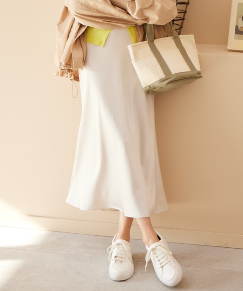 BARNYARDSTORM（バンヤードストーム）の「BARNYARDSTORM / ヴィンテージサテンスカート（スカート・レディース・ベージュ/ブラック/オフホワイト・0/1）」の2枚目の写真