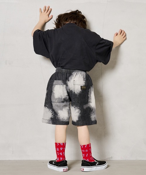 BIG FIELD（ビッグフィールド）の「ハイブリーチハーフパンツ（90～150cm）（デニムパンツ・キッズ・ライトブルー/ブラック・100/140/130/120/110/90/150）」の11枚目の写真