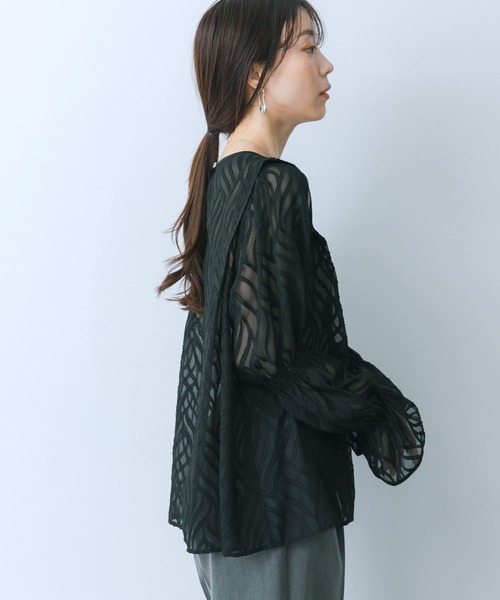 HEYUMM（ヘユム）の「パイピングジャガードブラウス（シャツ/ブラウス・レディース・ラベンダー/アイボリー/ブラック・ONE）」の18枚目の写真