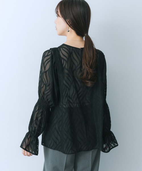 HEYUMM（ヘユム）の「パイピングジャガードブラウス（シャツ/ブラウス・レディース・ラベンダー/アイボリー/ブラック・ONE）」の17枚目の写真