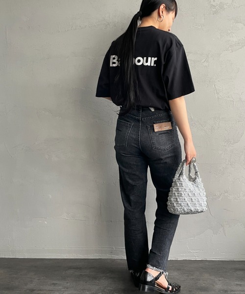 Barbour（バブアー）の「[Barbour/バブアー] ベーシックロゴ バックプリントTシャツ（Tシャツ/カットソー・レディース・ホワイト/ブラック・38/40/42/36）」の7枚目の写真