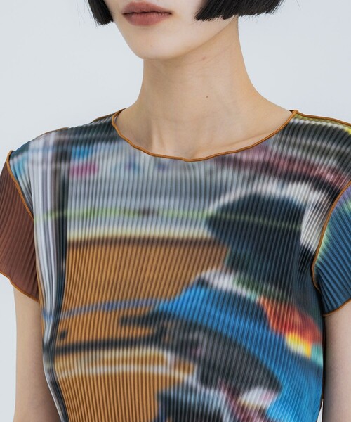 kotohayokozawa/コトハヨコザワ】Graphic Wave Lil Top（Tシャツ